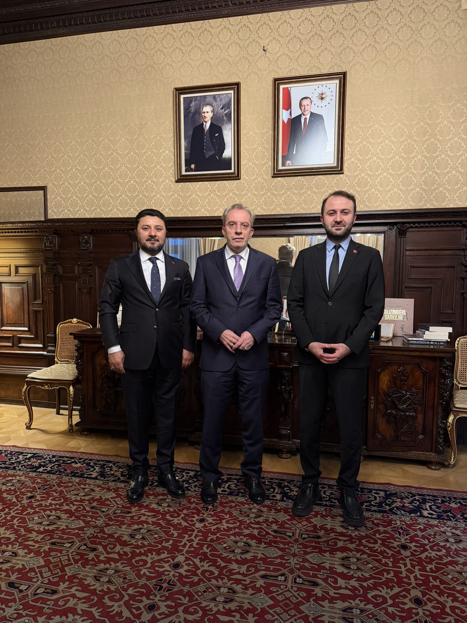 Türkiye Cumhuriyeti Viyana Büyükelçisi Sayın Dr. Gürsel Dönmez ve tarihi Büyükelçilik binasına ziyaret 